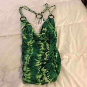 Green tie die tank.